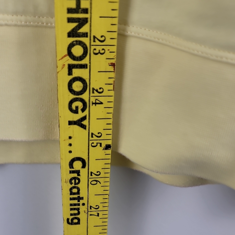 On Running Men's Soft Yellow Crewneck Sweater - Picture 5 of 7